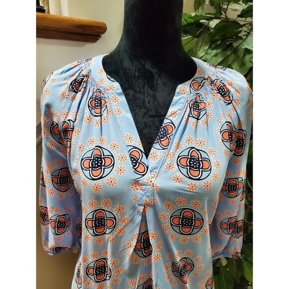 Crown & Ivy Women's Blue 100% Rayon Long Sleeve V-Neck Casual Blouse Size PM - Picture 3 of 10